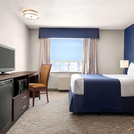 Travelodge By Wyndham Тіммінс Екстер'єр фото